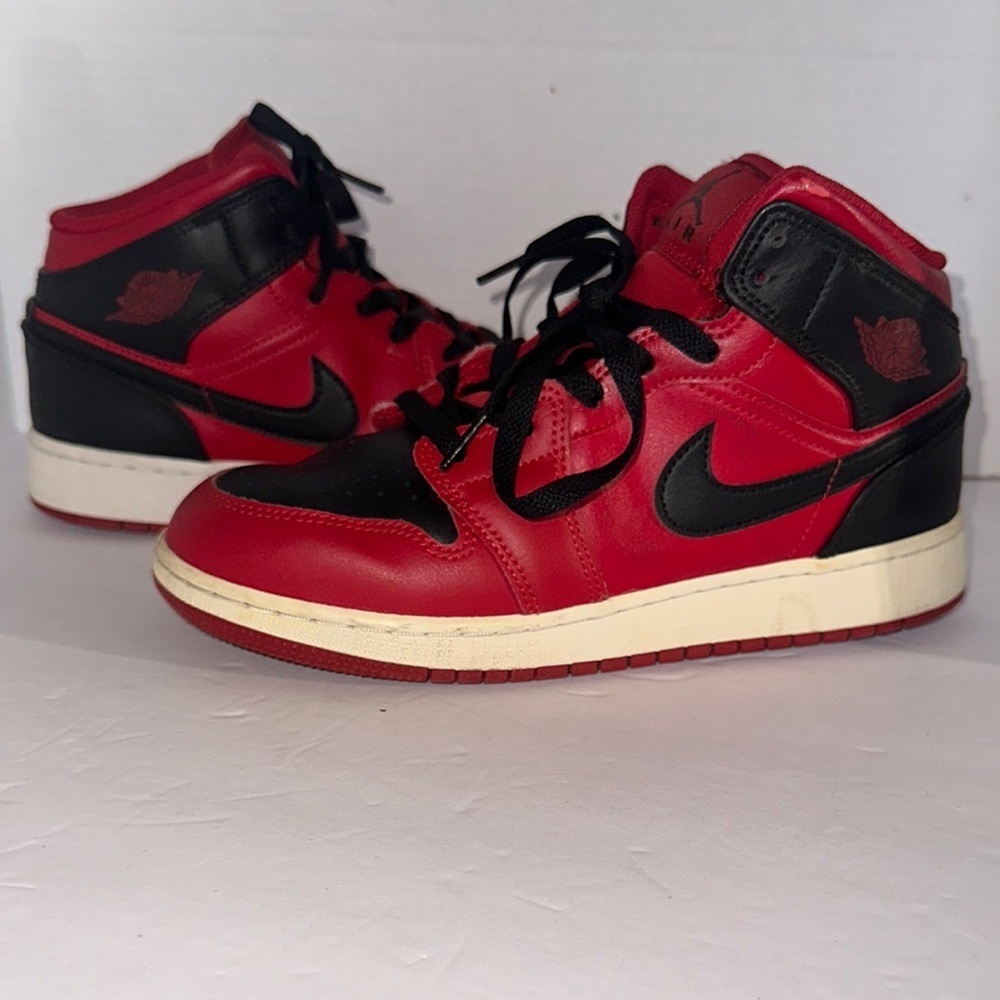 Nike Air Jordan 1 Mid "Bred" - Youth Size 6.5 (fits woman size 8)